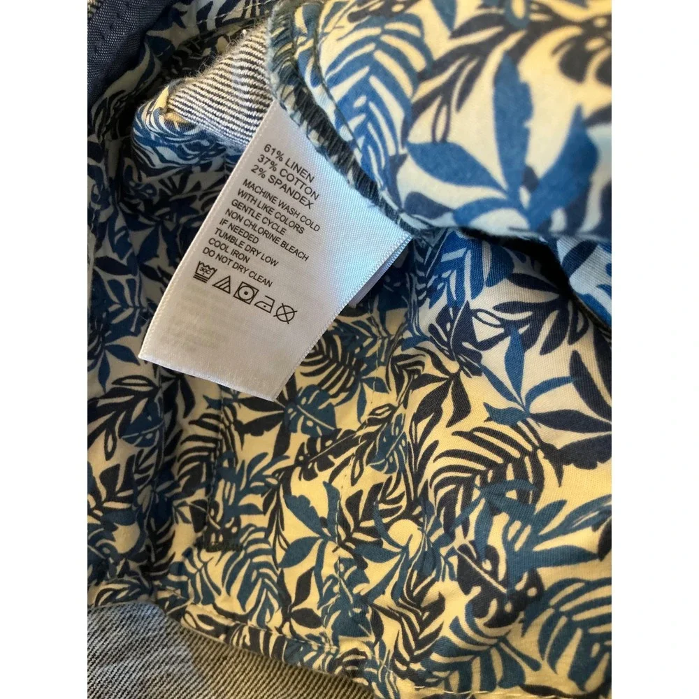 Tommy Bahama Mens 36 Blue Linen Blend Chambray Shorts Flat Front Resort Casual